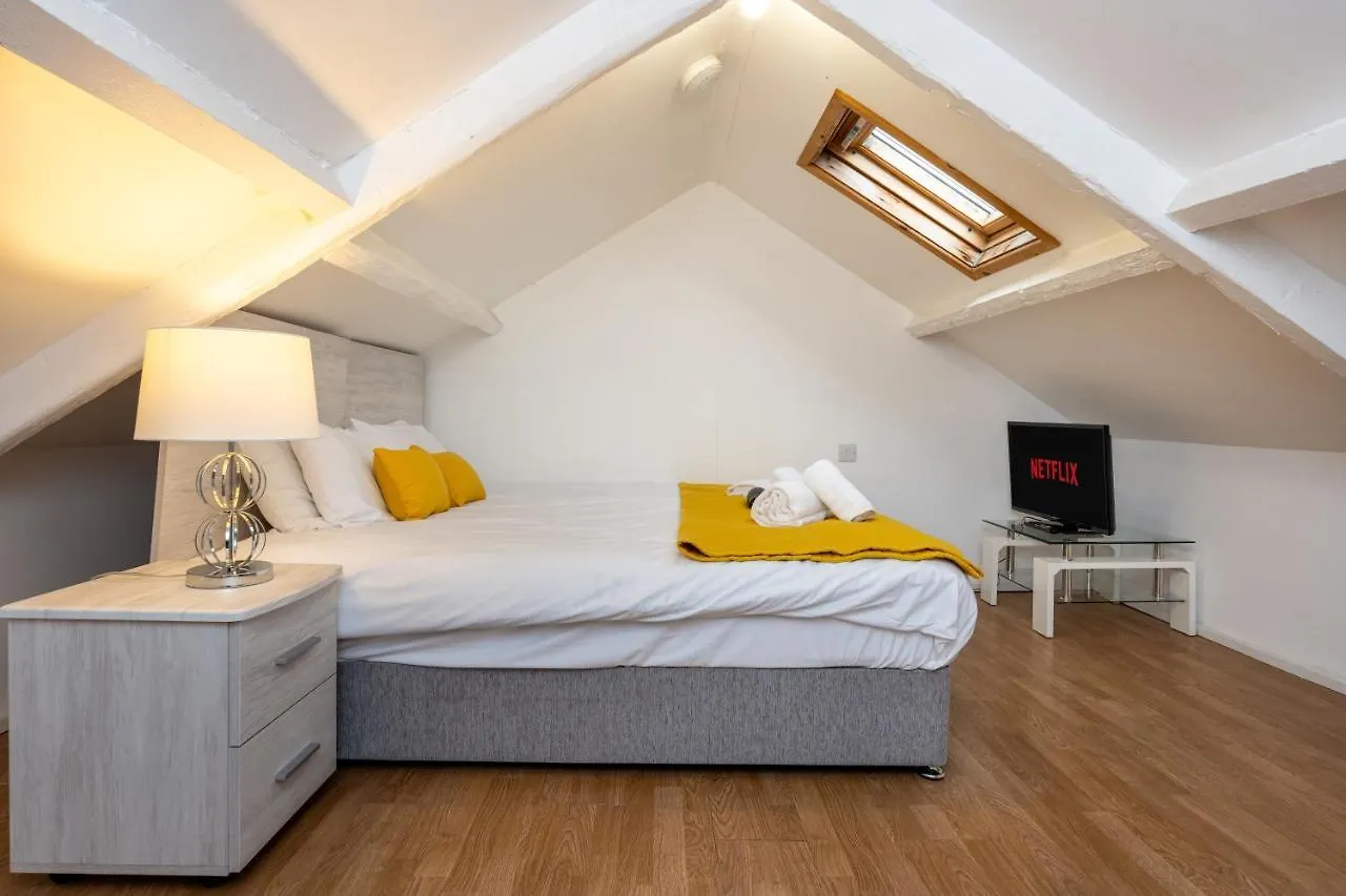 Apartment En-Suite Apartment, Fully Equipped Kitchen Swansea