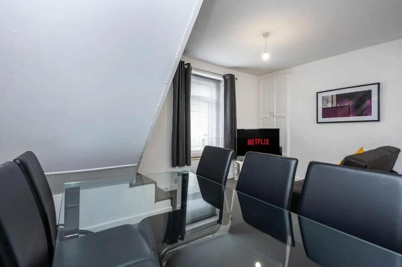 En-Suite Apartment, Fully Equipped Kitchen Swansea 0*,  United Kingdom