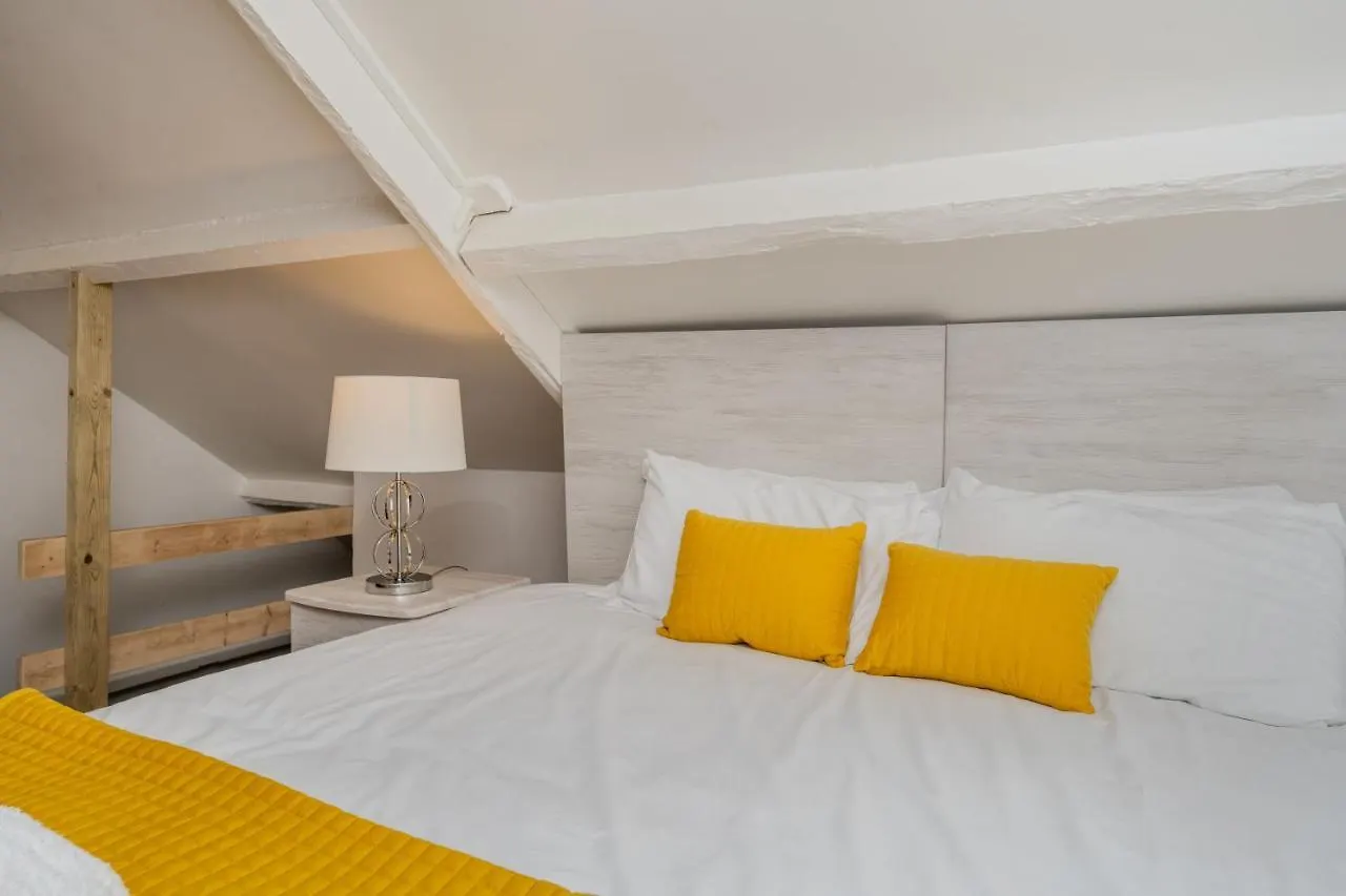 En-Suite Apartment, Fully Equipped Kitchen Swansea United Kingdom
